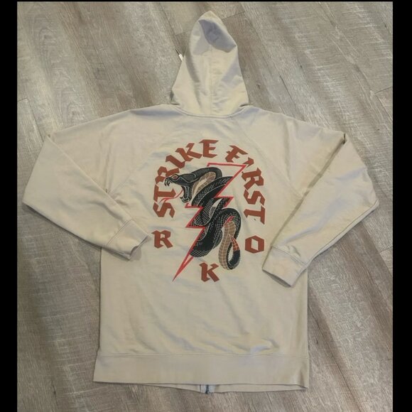 WWE Randy Orton Strike First Viper Bolt Full-Zip Hoodie Size Large - Picture 1 of 5